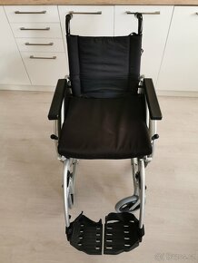 Invalidní mechanický vozík - 5