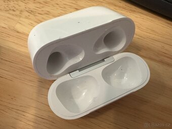 Apple AirPods (3. generace) s MagSafe pouzdrem - 5