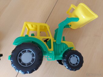 TRAKTOR NAKLADAČ S VLEKEM 50 CM - 5