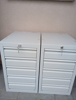 Plechový kontejner - 5 zásuvek - 5