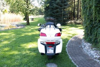 Na Dovoz Honda GL 1800 - 5
