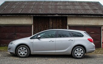 Opel Astra Sport Tourer ST 1.7CDTi ECOTEC 81kW M6 - 5