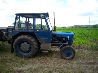 TRAKTOR ZETOR + VALNÍK + LOPATA - 5