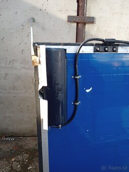 třídílná sekční vrata - 5