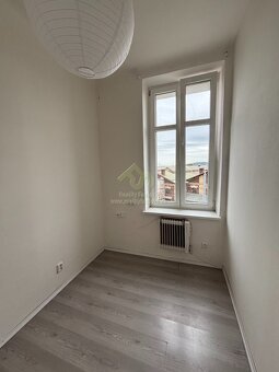 Plzeň – prodej cihlového bytu 3+kk s prostornou šatnou, komo - 5