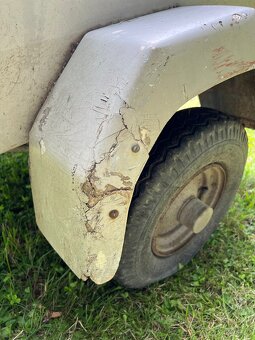 Přívěsný vozík NDR - 5