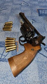 Airsoft revolver smith and wesson model 29 - 5