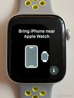 Apple Watch series 4 Space Grey - 44mm - 5