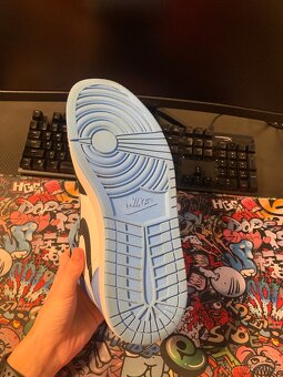 Nike Air Jordan 1 Retro High OG UNC Toe - 5
