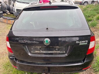 Škoda Superb 2 díly - 5