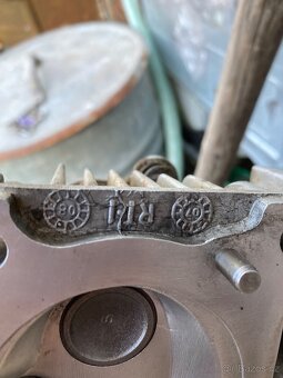 Hlava válce Briggs&Stratton 5,5hp - 5