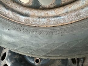Prodám zimní kola Octavia 2 195/65R15 - 5