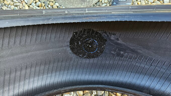 Bridgestone Turanza - 235/45 r18 letní - 5