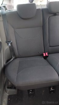 Sedačky Ford Focus mk3 combi - 5