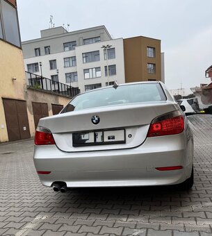 BMW 525i, 141 kW - 5