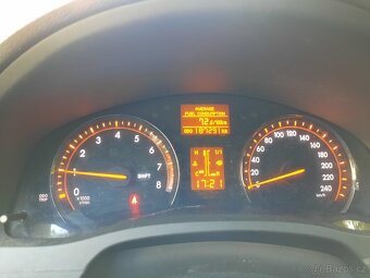 Toyota Avensis Combi (1.6 benzin, 2011, cca 187 tis. km) - 5