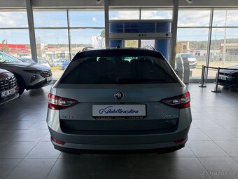 Škoda Superb 2,0 4X4,STYLE,SERVISKA,ČR - 5