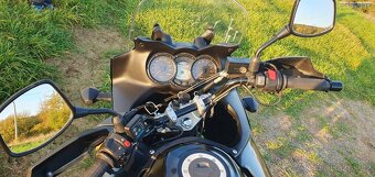 Suzuki DL 650 - 5