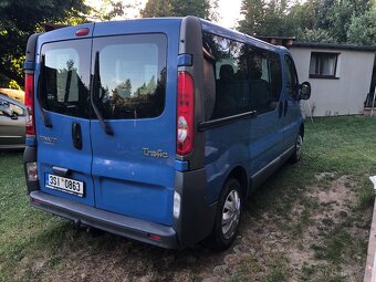 Renault Trafic 2.0, rok 2011 - 5