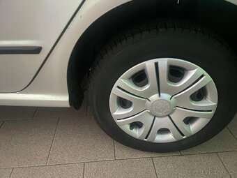 Škoda Fabia 47kw pěkný stav a km r.v.2005 Face-lift. - 5