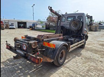 Avia D100 - 5