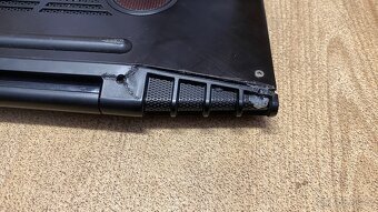 Herní Notebook Lenovo i7/8GB/860M - 5