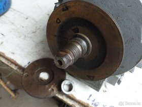 elektromotor patkový 380V/2,2kw/2860ot./min - 5