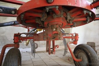 Shrnovač Deutz Fahr KS 83 - 5