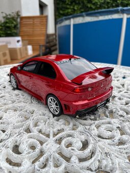 Mitsubishi Lancer Evo X FQ400 2012 1:18 OttoMobile - 5