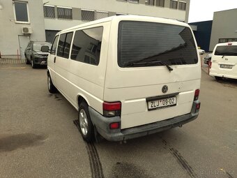 VW TRANSPORTER T4 2,5TDi 75KW 9míst - 5