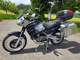 Kawasaki KLE 500 - 5