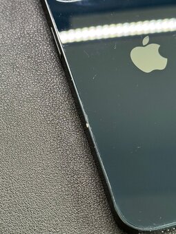 iPhone 13 128 GB tmavě modrý – 85 % baterie, bohaté přísluš. - 5