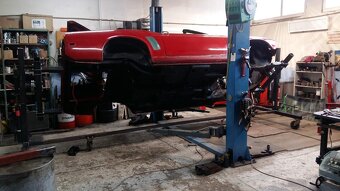 Otočná stolice pro karoserie - 5