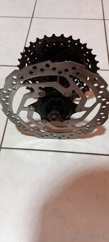 Zadní naboj Shimano - 5