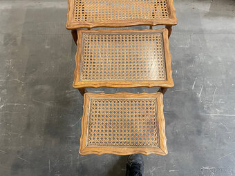 3 STOLKY 1 - 5