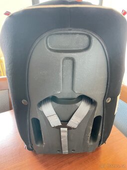 Dětská autosedačka Champion Q-FIX (9-36KG) - 5
