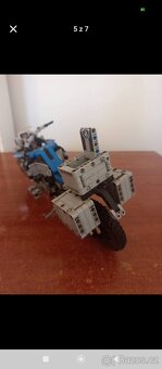Lego technic 42063 BMW motorka - 5
