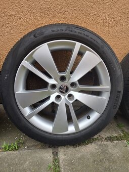 Zenith Letní Alu sada Škoda Superb R18 5x112 - 5