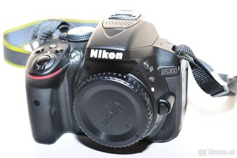 Nikon D5300 + příslušenství - 5