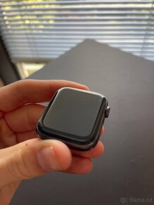 Apple Watch S5 - 44 mm / Cellular (100% baterie) - 5
