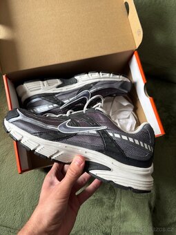 nike initiator - 5