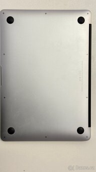Macbook Air 13”(2017) Silver, pěkný stav - 5