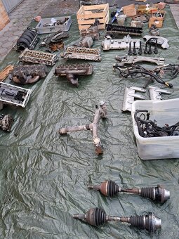 PORSCHE CAYENNE - MOTOR 4,5 V8 r.v. 2004 - 5