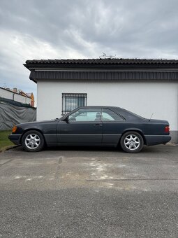 Mercedes 124 coupe - 5