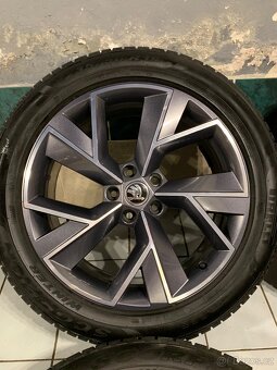 Alu kola Škoda R19 5X112 ZÁNOVNÍ ZIMNÍ PNEU 235/50 R19 - 5