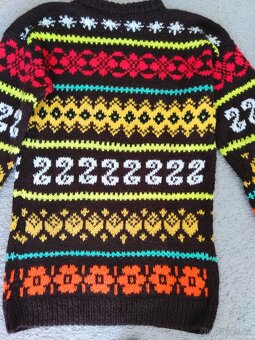 Retro svetr ručně pletený - 5