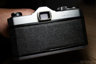 Asahi Pentax Spotmatic SP + Super Takumar 135mm f/3.5 - 5