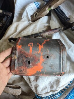 Prodám díly na Jawa pionýr,a na Jawa, ČZ - 5