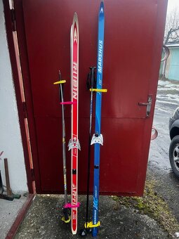 Prodám dva páry běžek i s tyčema - 5