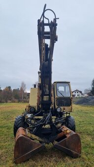 Kolový bagr Fortschritt T174/2 - 5